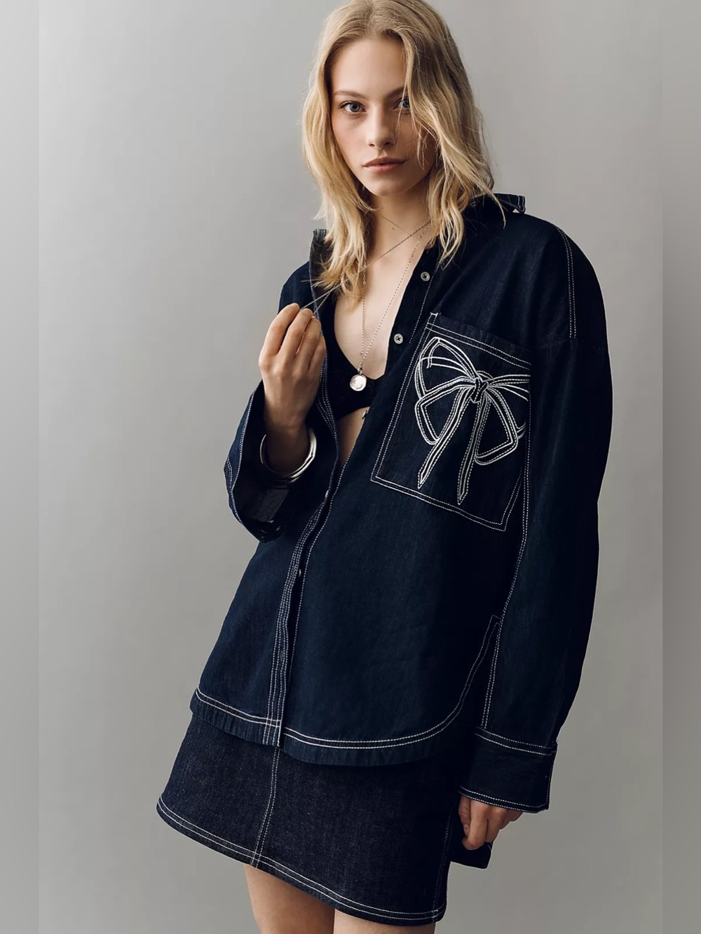 Anthropologie Pilcro Denim Long-Sleeve Embroidered Bow Buttondown Shirt